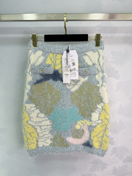 Chanel Lotus Leaf Pattern Knit Skirt!