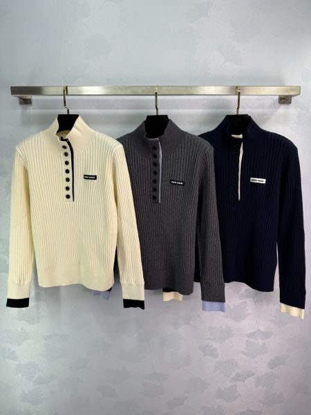 Miu Miu 25 Fall/Winter new half-mocked knit sweater