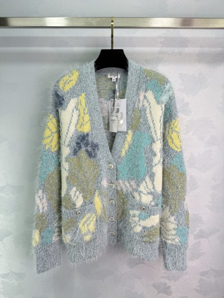 Chanel* from the latest Early Fall 2025 collection!