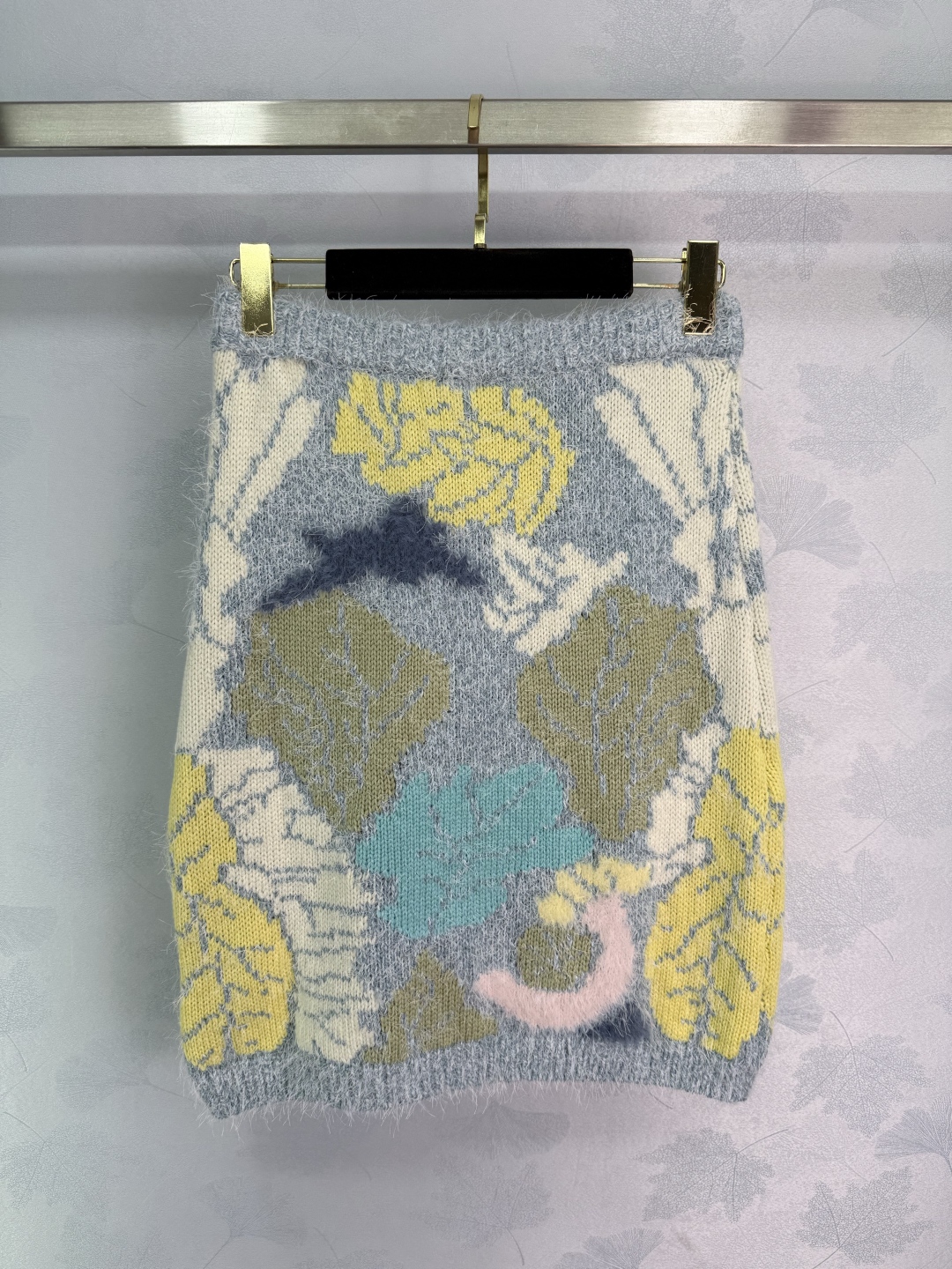 Chanel Lotus Leaf Pattern Knit Skirt! - Image 3