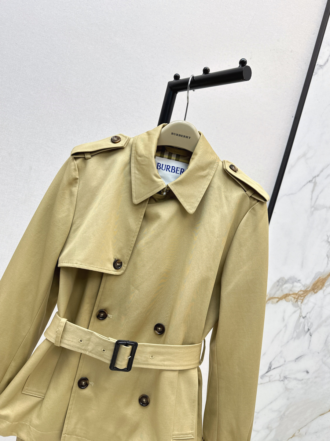 Burberry 25Ss—A new classic mid-length trench coat for fall and winter. - Image 5