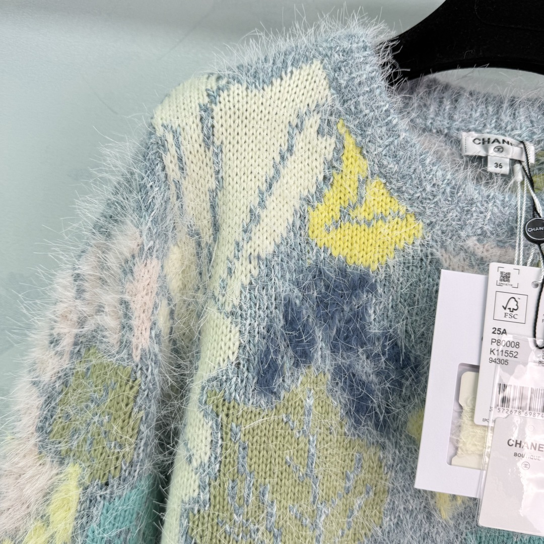 Chanel Heavy Mohair Crew Neck Long Sleeve Top - Image 6