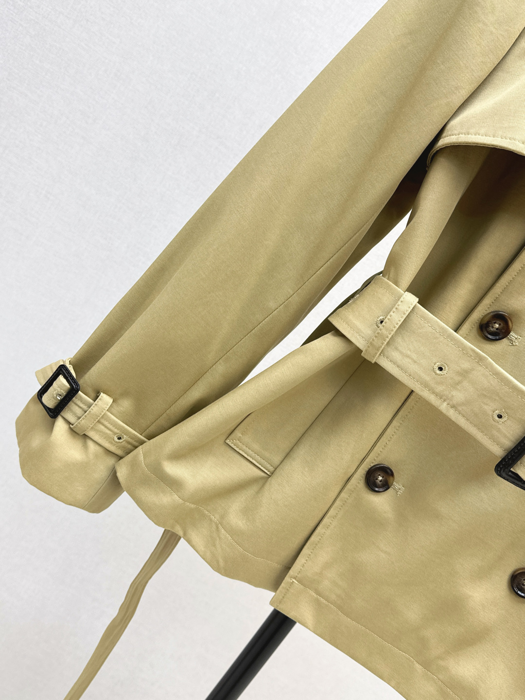 Burberry 25Ss—A new classic mid-length trench coat for fall and winter. - Image 7