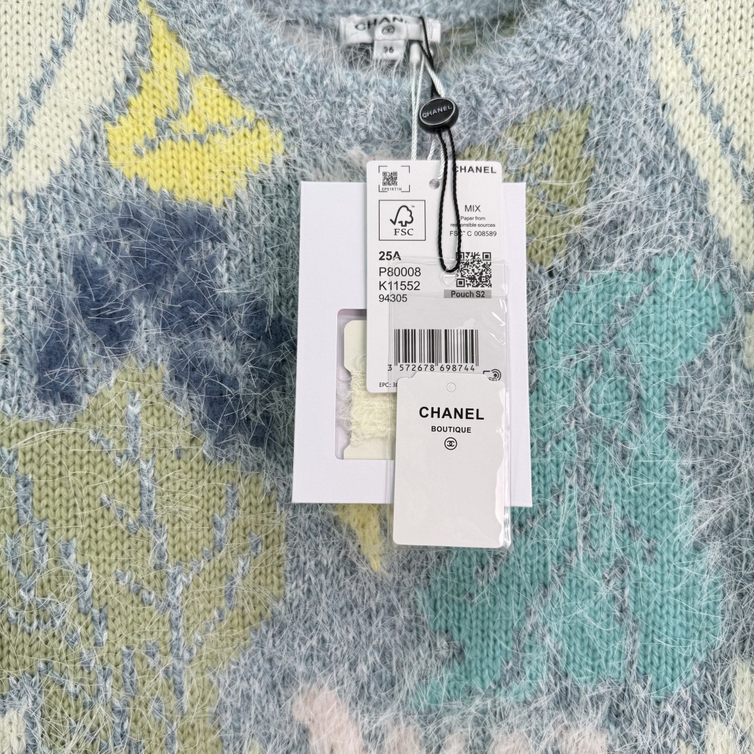 Chanel Heavy Mohair Crew Neck Long Sleeve Top - Image 7