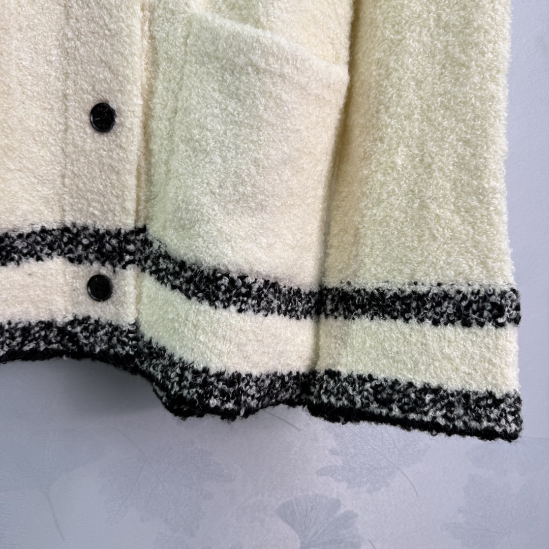 Dior Autumn/Winter 2025 Cardigan! - Image 9